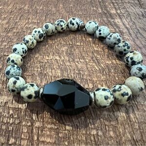 T Jazelle bracelet in dalmatian jade